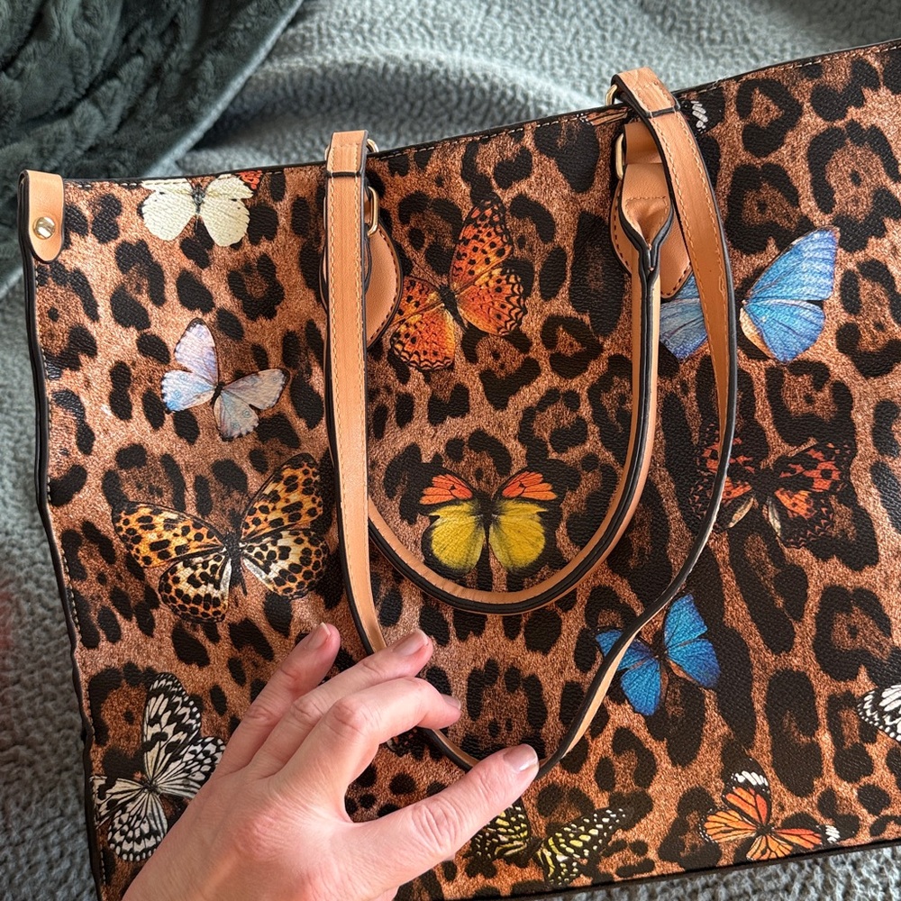 Leopard Print Tote Bag with colorful Butterfly Accents - Picture 6 of 6
